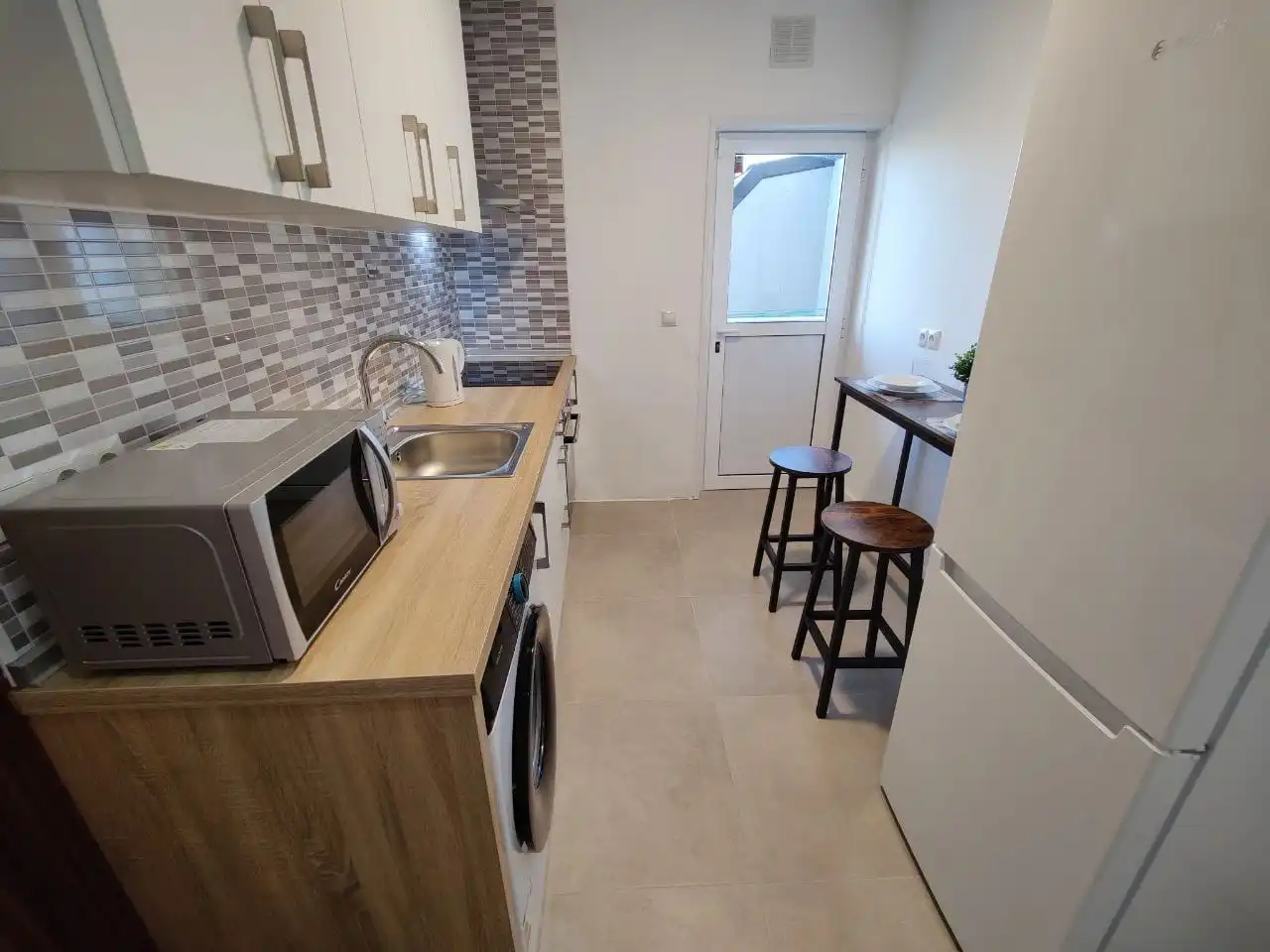 Habitación en Calle Nicolasa Fernández, Carlos Ruiz