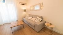 Living room of Flat for sale in  Granada Capital