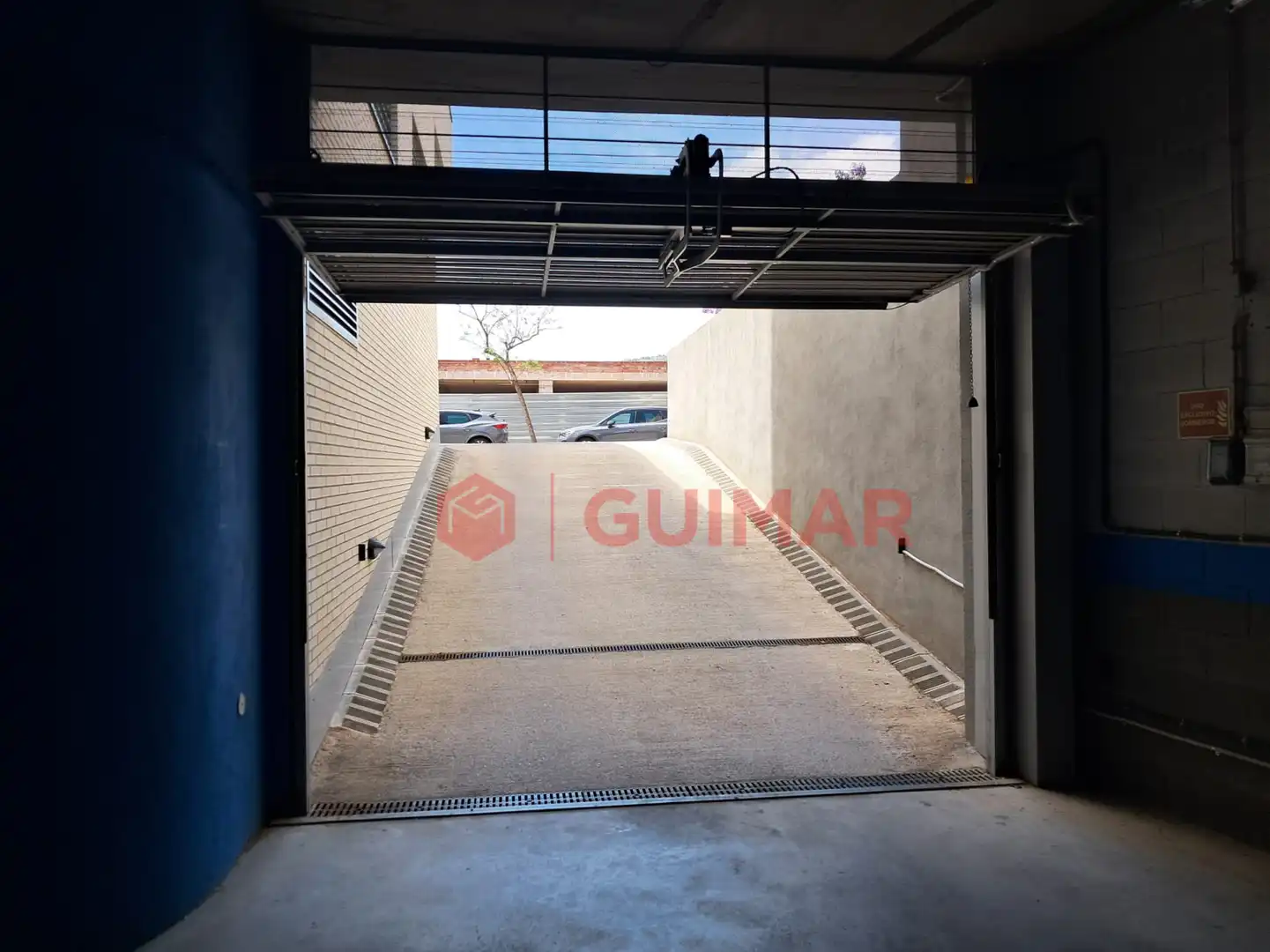 Parkplatz von Wohnung zur Miete in Sant Boi de Llobregat mit Heizung, Privatgarten und Parkett