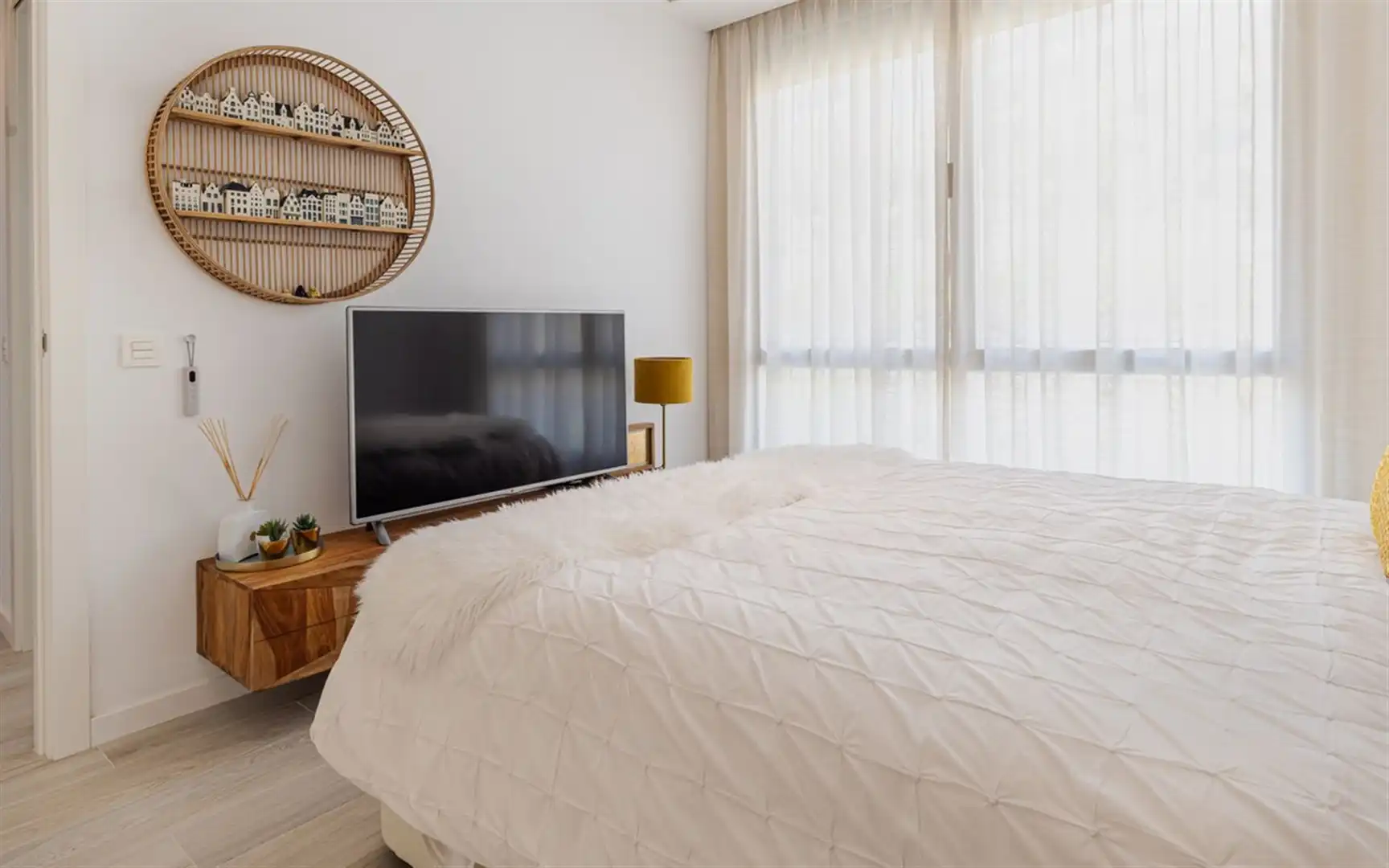 Bedroom of Houses for sale in Estepona  with Air Conditioner and Terrace