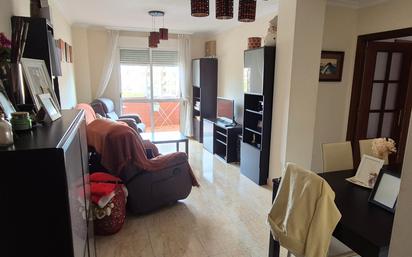 Sala d'estar de Pis en venda en  Almería Capital amb Aire condicionat i Balcó