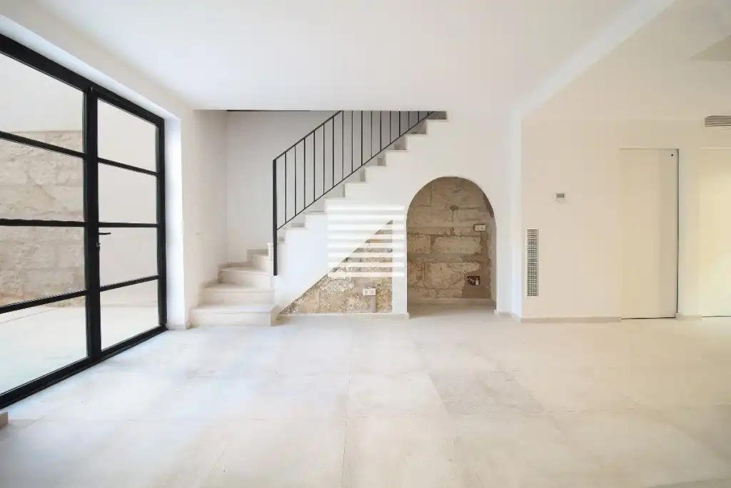 Einfamilien-Reihenhaus zum Verkauf in Pollença mit Klimaanlage, Terrasse und Schwimmbad