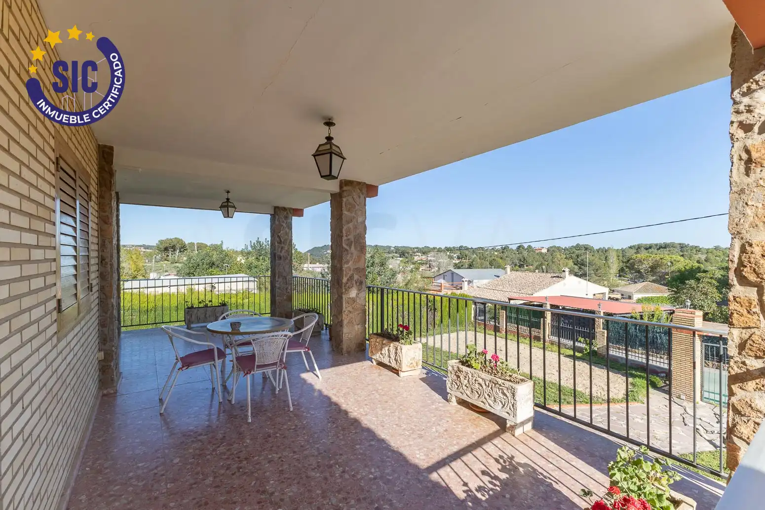 Terraza de Casa o chalet en venta en Chiva con Jardín privado
