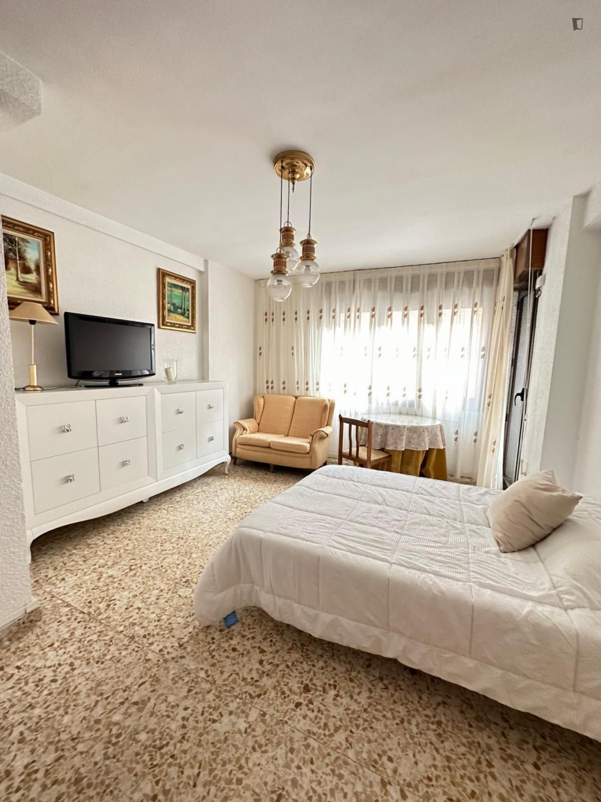 Apartament per a compartir a Ensanche - Franciscanos