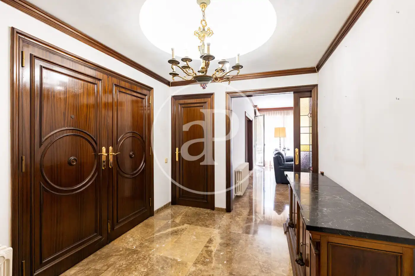 Piso de alquiler en Barcelona con Calefacción, Jardín privado y Balcón