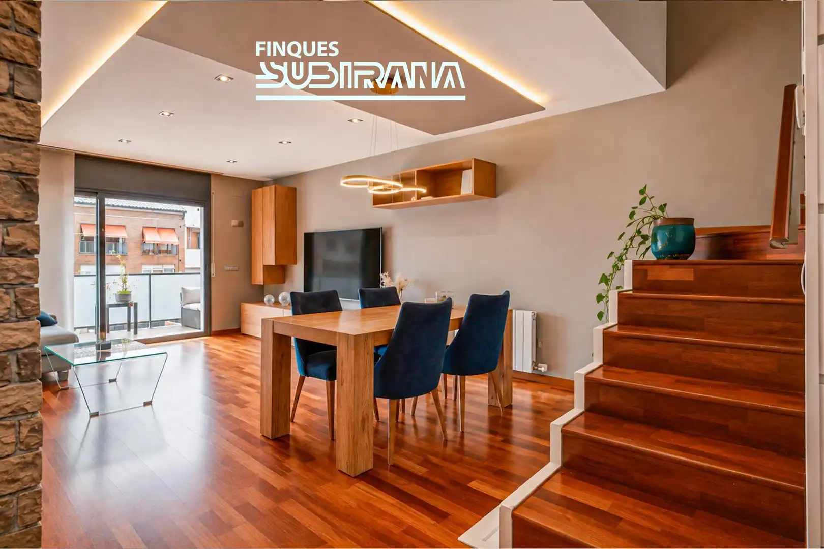 Comedor de Casa o chalet en venta en Vilanova del Camí con Aire acondicionado, Calefacción y Jardín privado