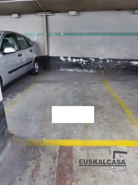 Aparcament de Garatge en venda en Bilbao 