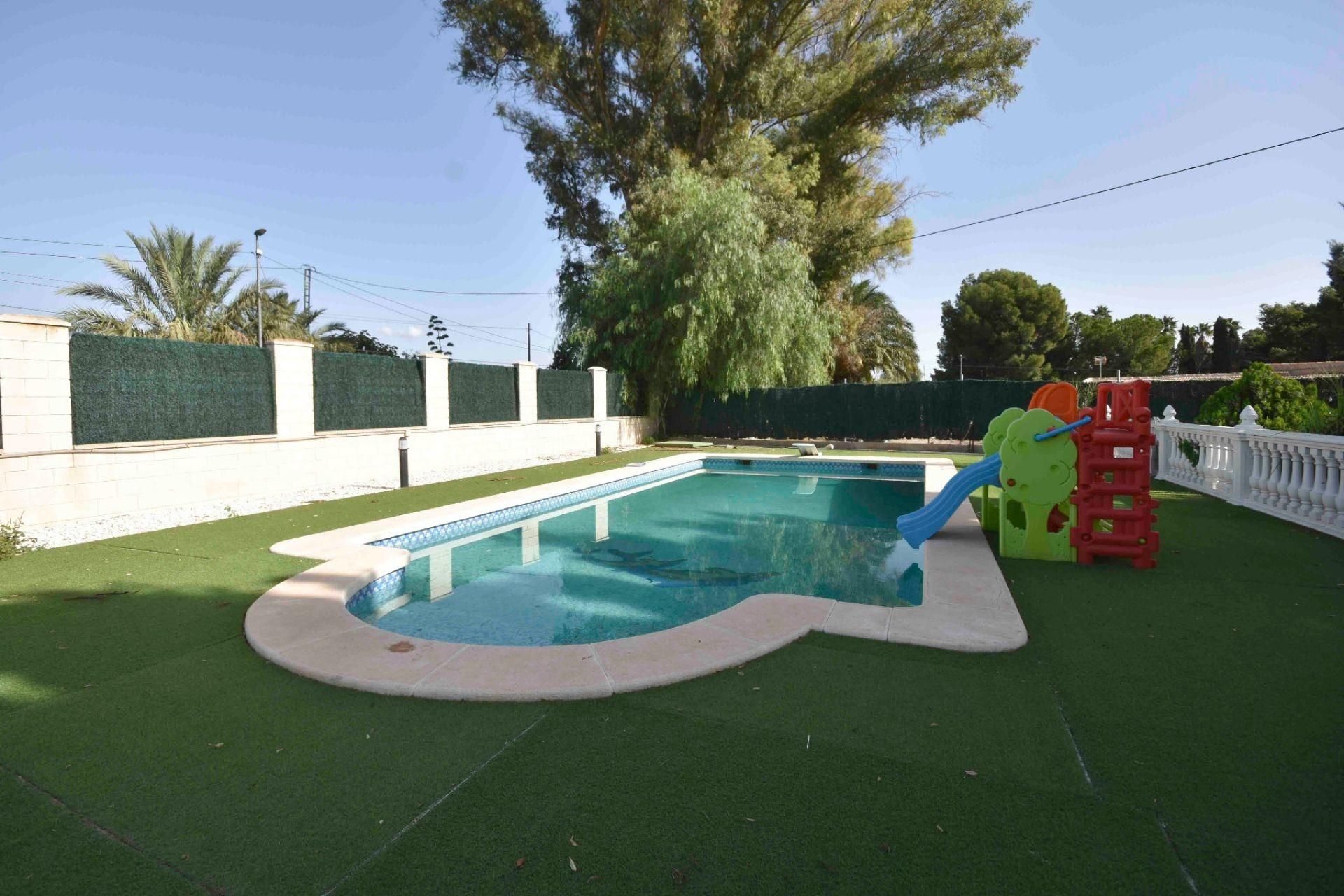 Swimming pool of House or chalet for sale in Orihuela  with Air Conditioner, Private garden and Storage room