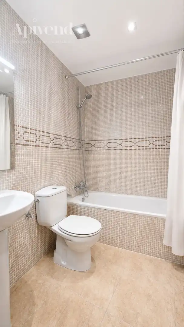 Baño de Piso en venta en Vilajuïga con Aire acondicionado, Terraza y Trastero