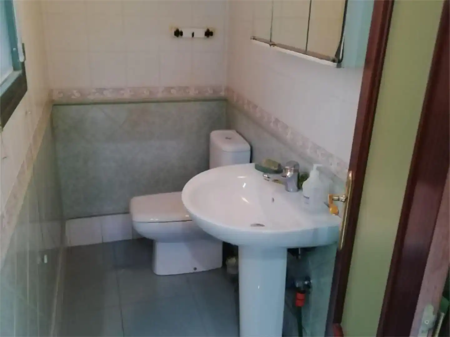 Baño de Local de alquiler en Granada