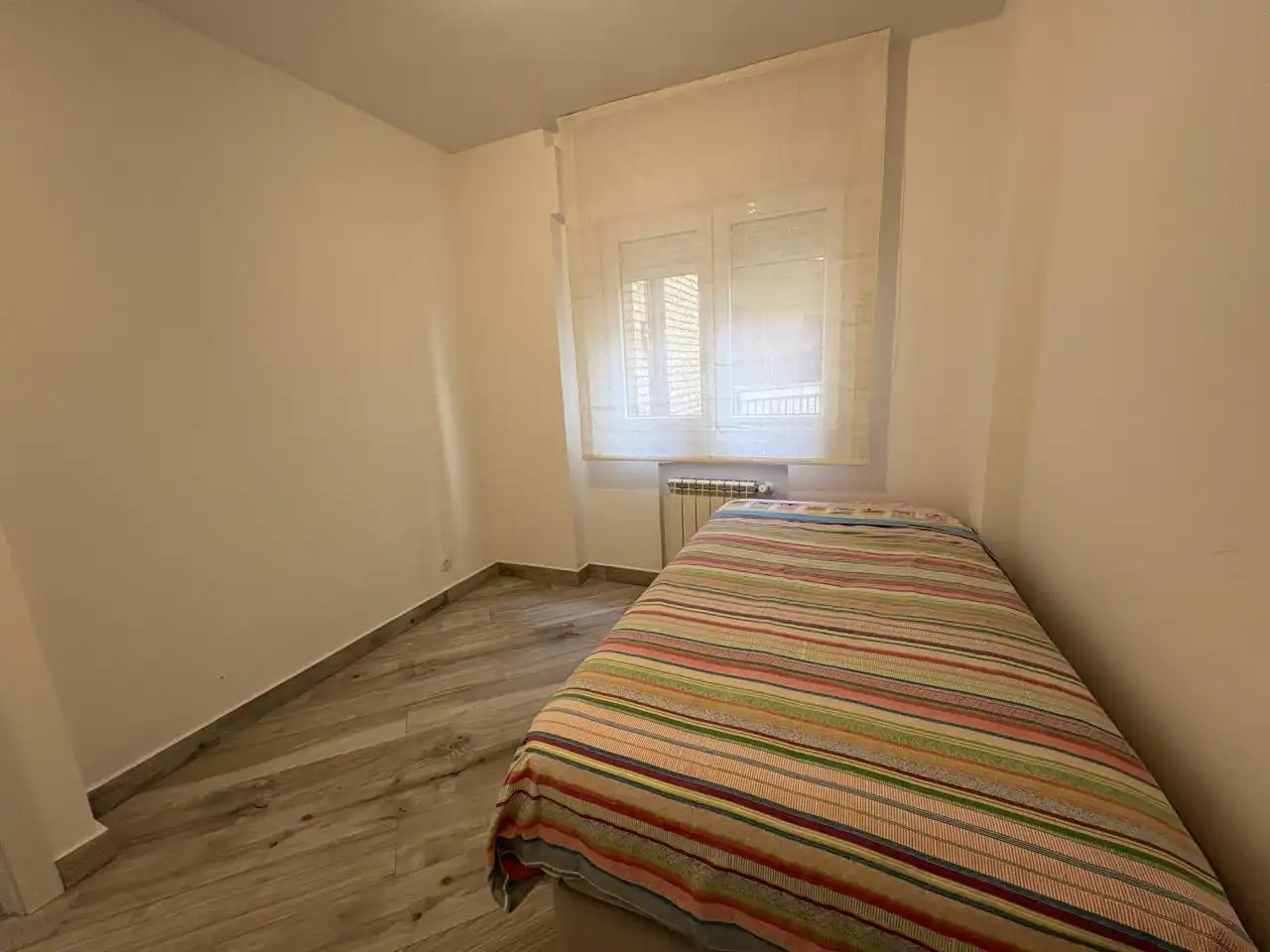 Schlafzimmer von Wohnung zur Miete in Madrid mit Heizung