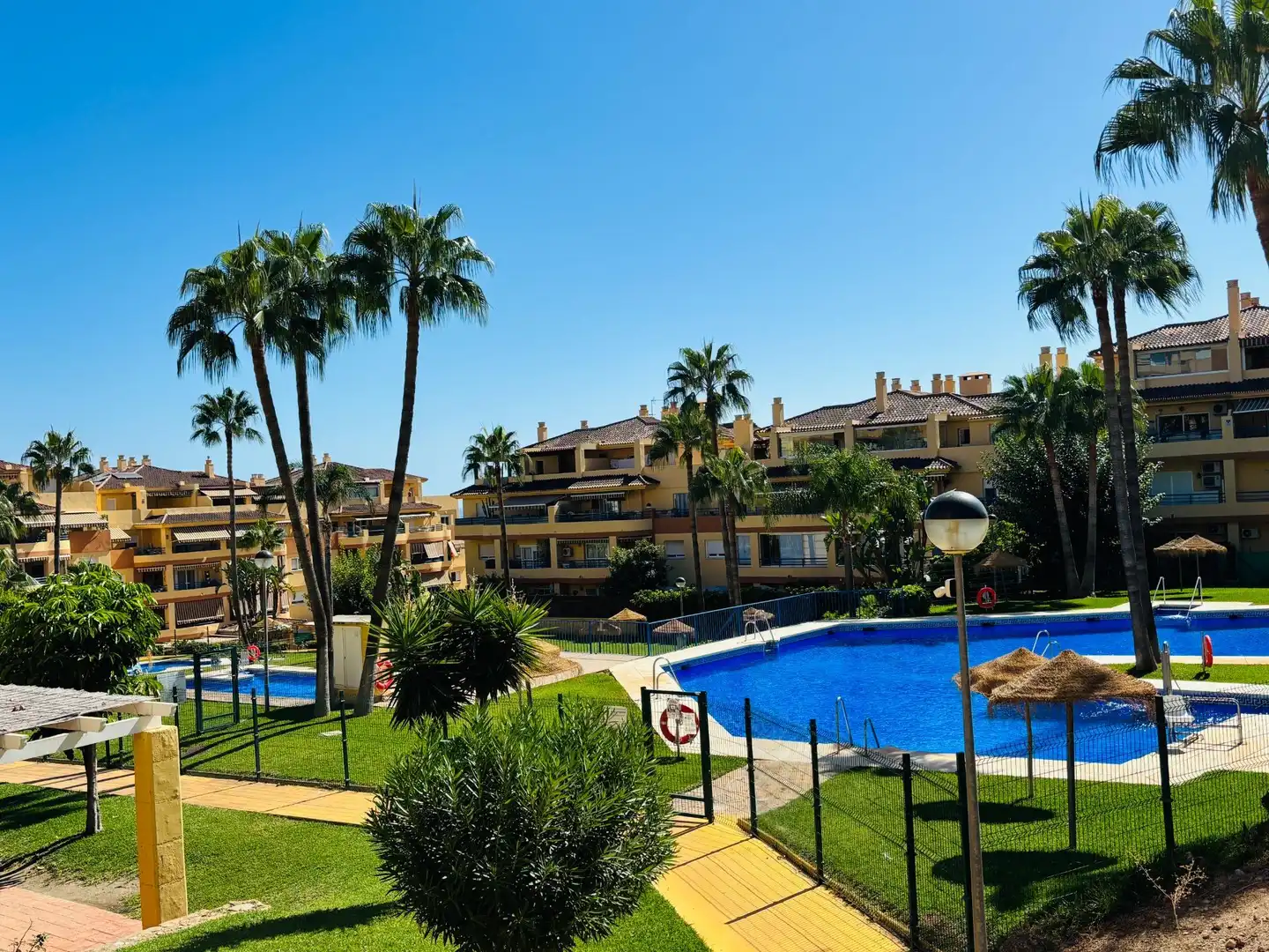 Bajo con piscina en venta en JUAN ROSA MATEO, imagen 43