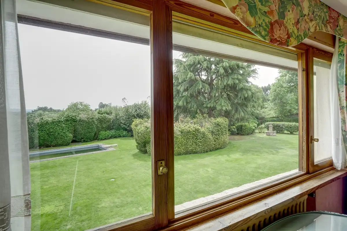 Jardí de Casa o xalet en venda en Sada (A Coruña) amb Calefacció, Jardí privat i Parquet