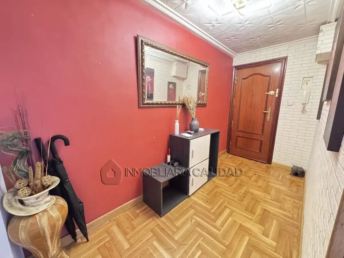 Piso en venta en Burgos con Calefacción