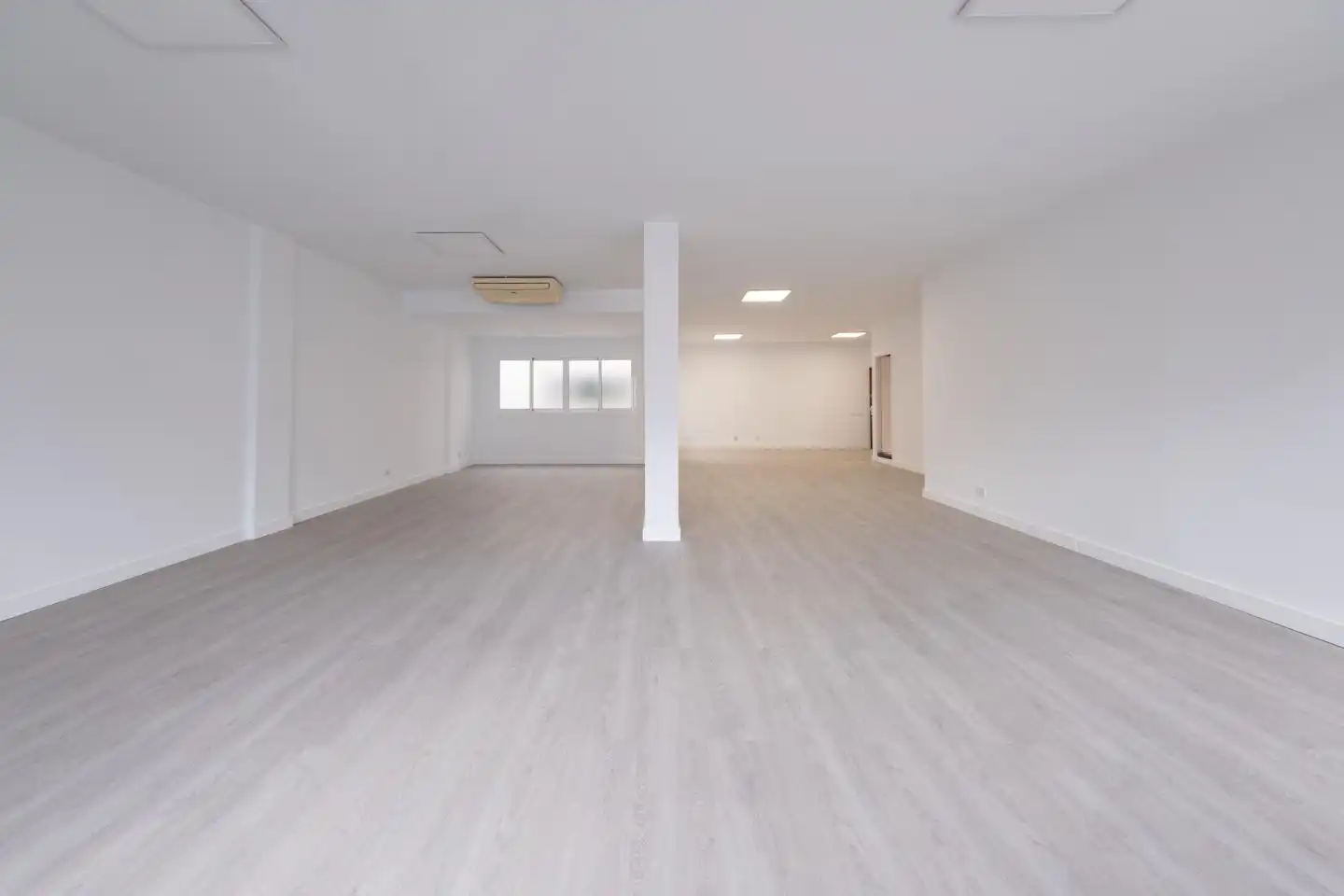 Local comercial en alquiler en Reyes Católicos, imagen 15