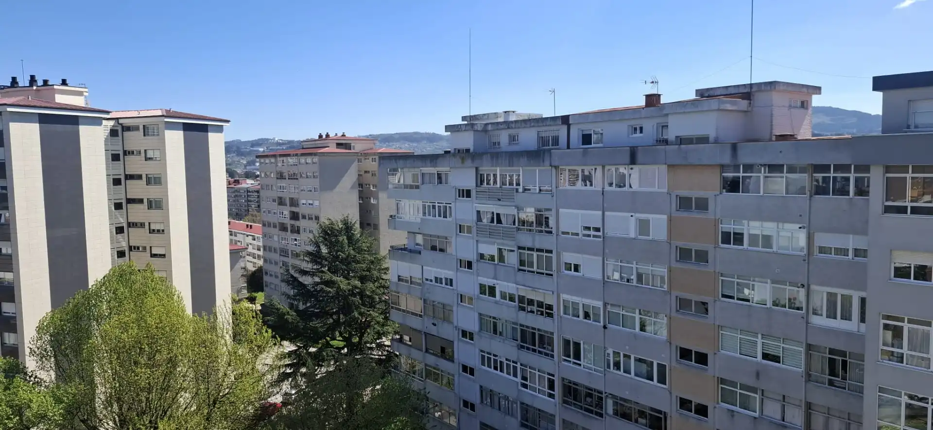Vista exterior de Pis en venda en Vigo  amb Terrassa, Traster i Moblat