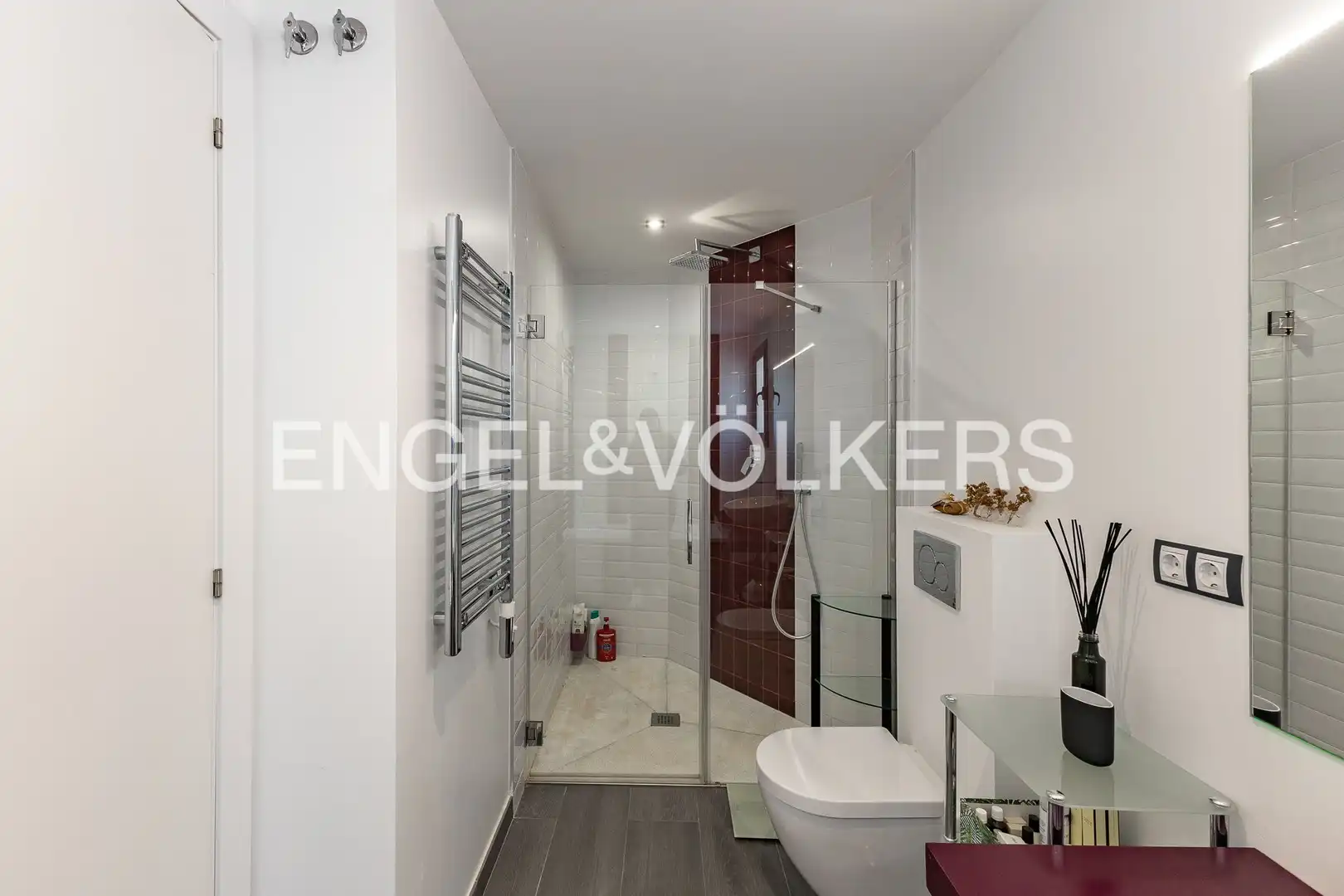 Bathroom of Houses for rent in Cabrils  with Air Conditioner, Heating and Private garden