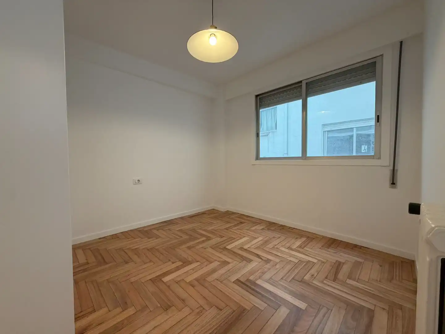 Habitación de Piso de alquiler en Vigo  con Calefacción, Parquet y Trastero