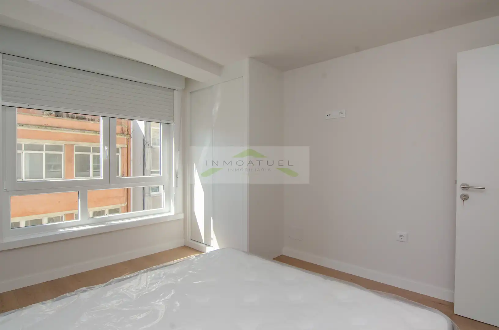 Habitación de Piso de alquiler en A Coruña Capital  con Calefacción, Amueblado y Horno