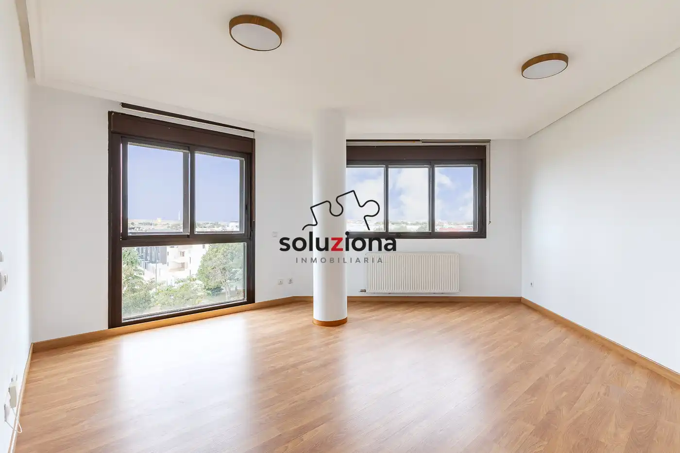 Appartamento con ascensore in vendita a Calle Manuel Vazquez Montalban