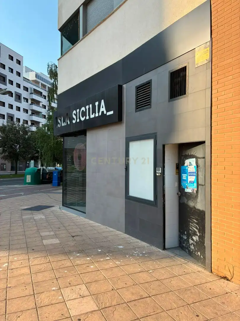 Gewerbefläche zur Übernahme in Sofia Erreginaren Hiribidea, 96, Vitoria-Gasteiz, Spain 96