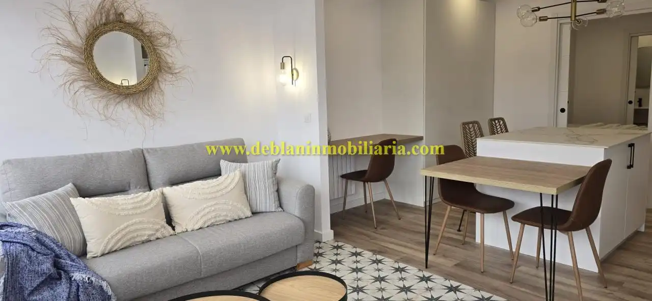 Sala de estar de Piso de alquiler en O Porriño   con Calefacción y Amueblado