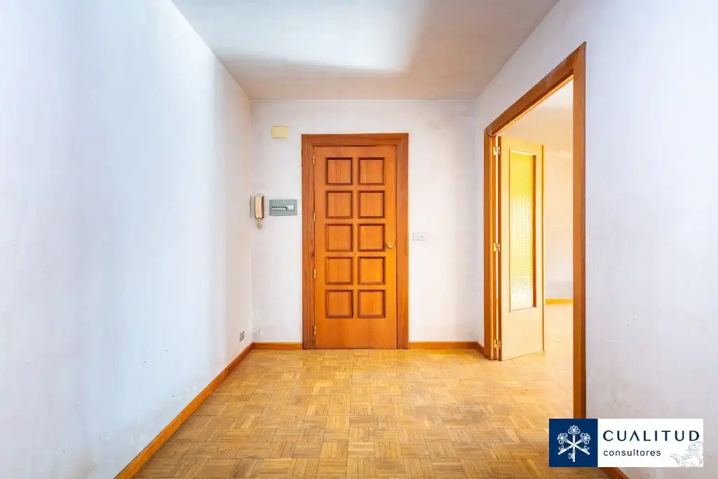 Piso en venta en Castellón de la Plana / Castelló de la Plana con Balcón