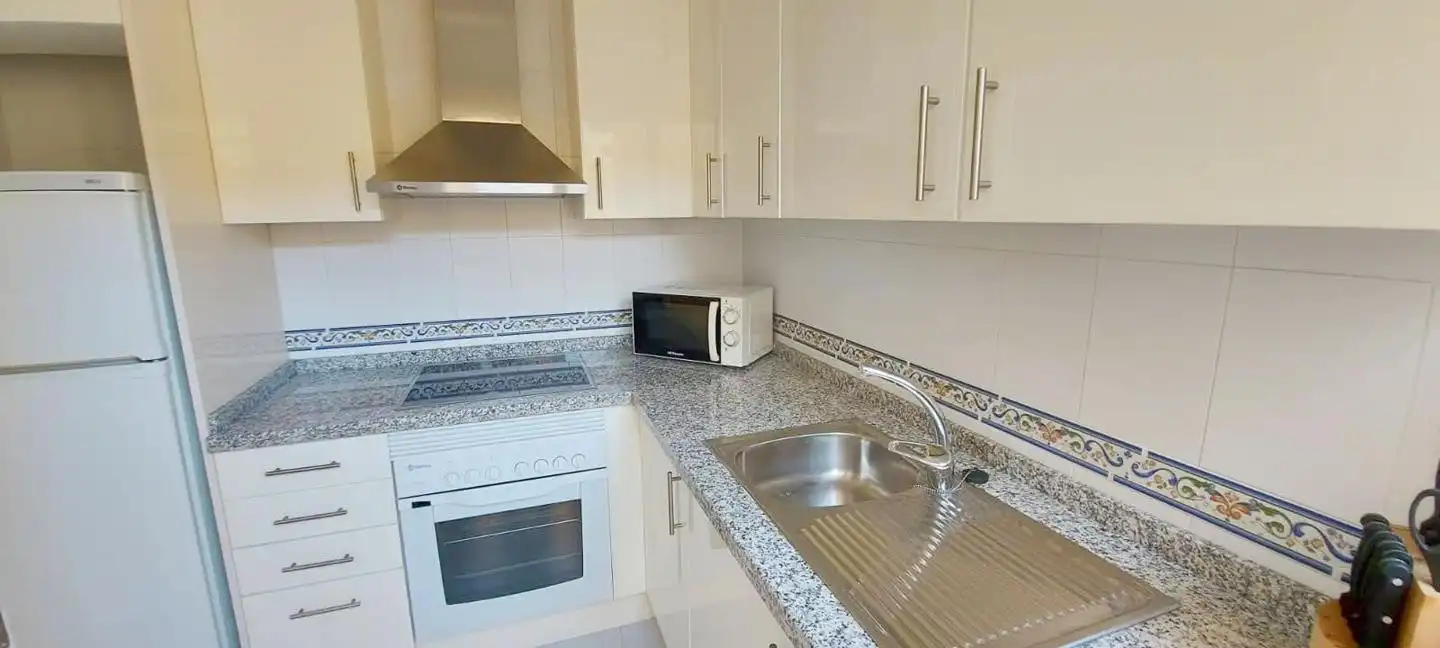Attic for rent in La Duquesa