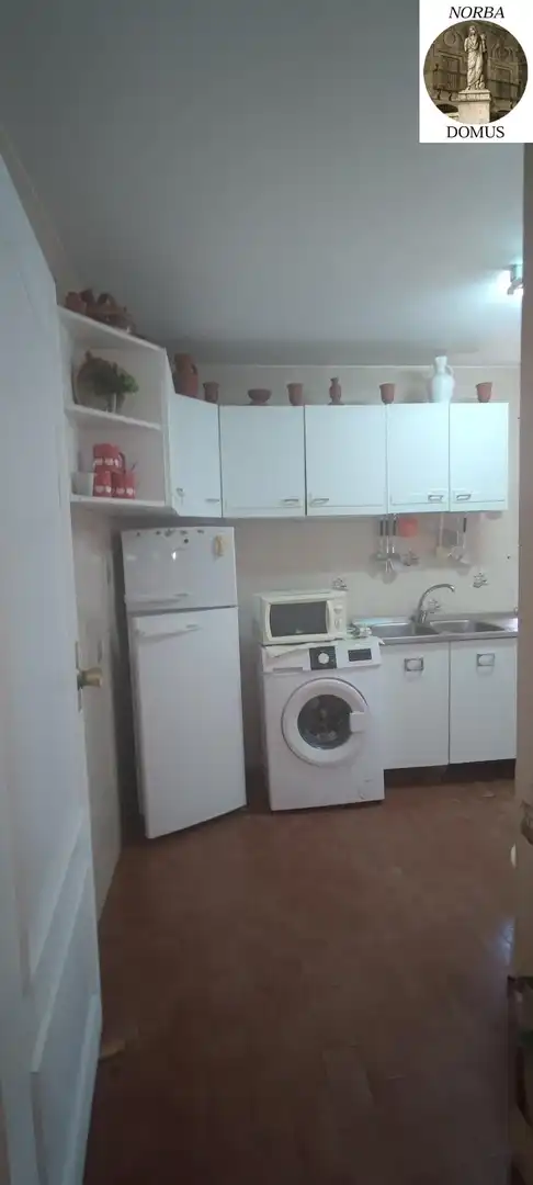 Cocina de Planta baja en venta en Cáceres con Jardín privado, Terraza y Amueblado