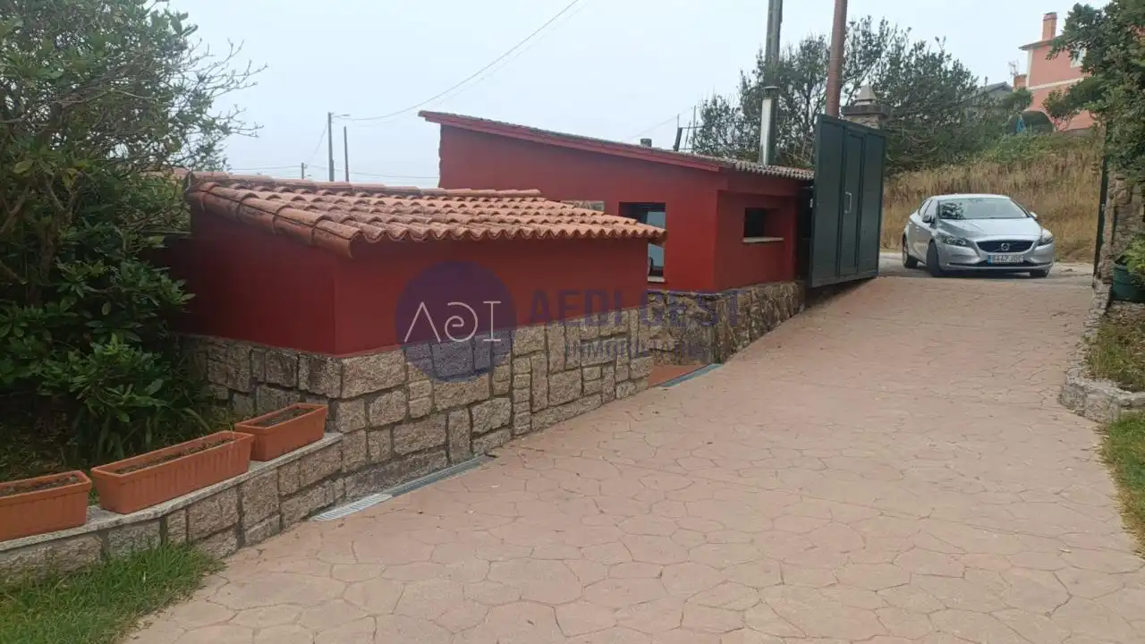 Casa con jardín en venta en Oia, imagen 3