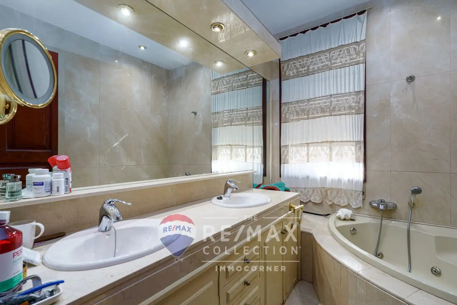 Casa pareada en venta en Calle de Victorio Luzuriaga, imagen 27