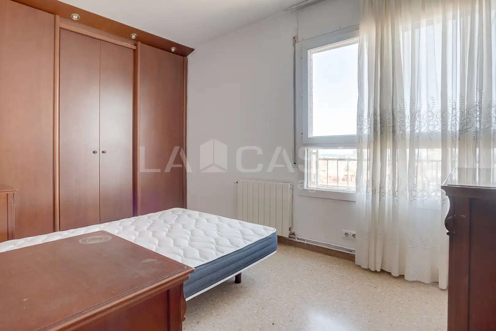 Habitación de Piso en venta en Barcelona con Calefacción y Balcón