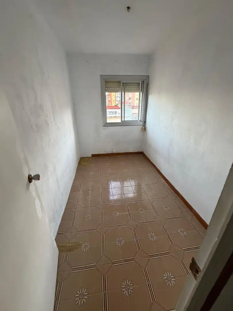 Habitación de Piso en venta en Barcelona con Terraza y Balcón