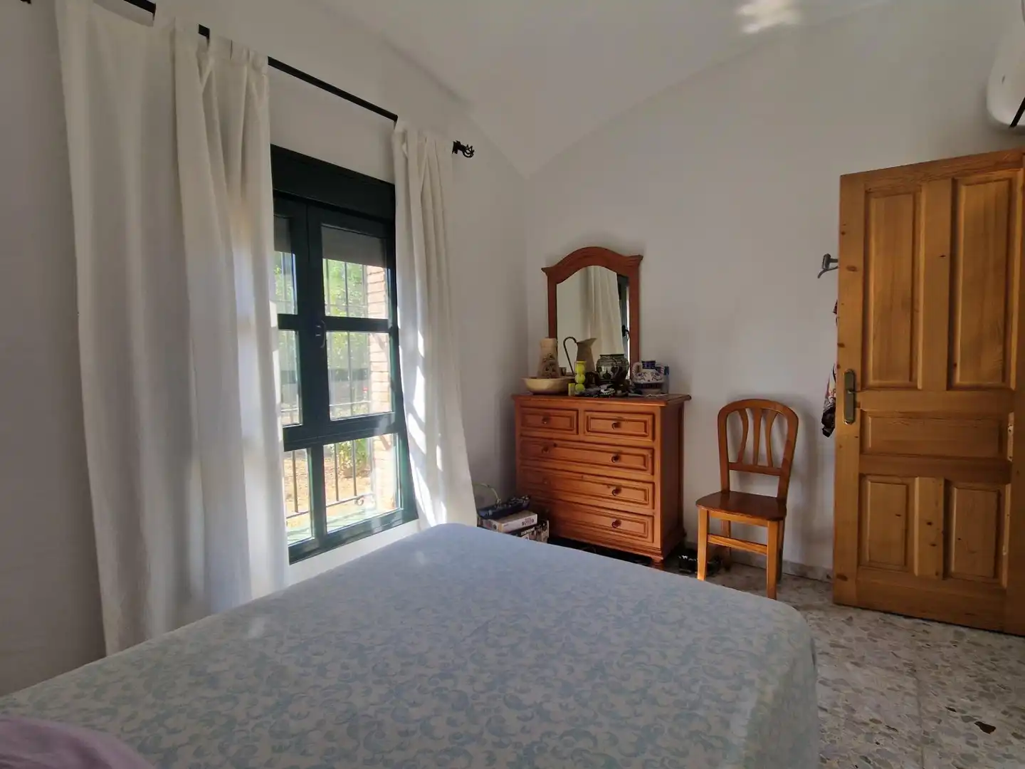 Habitación de Finca rústica en venta en Jerez de la Frontera con Aire acondicionado, Calefacción y Piscina