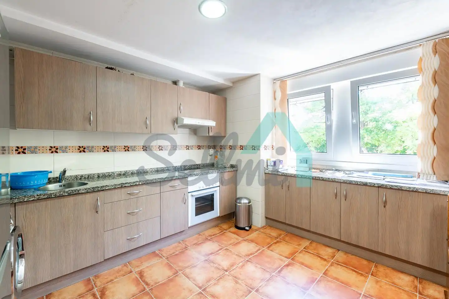 Cocina de Piso en venta en Avilés con Calefacción, Parquet y Trastero