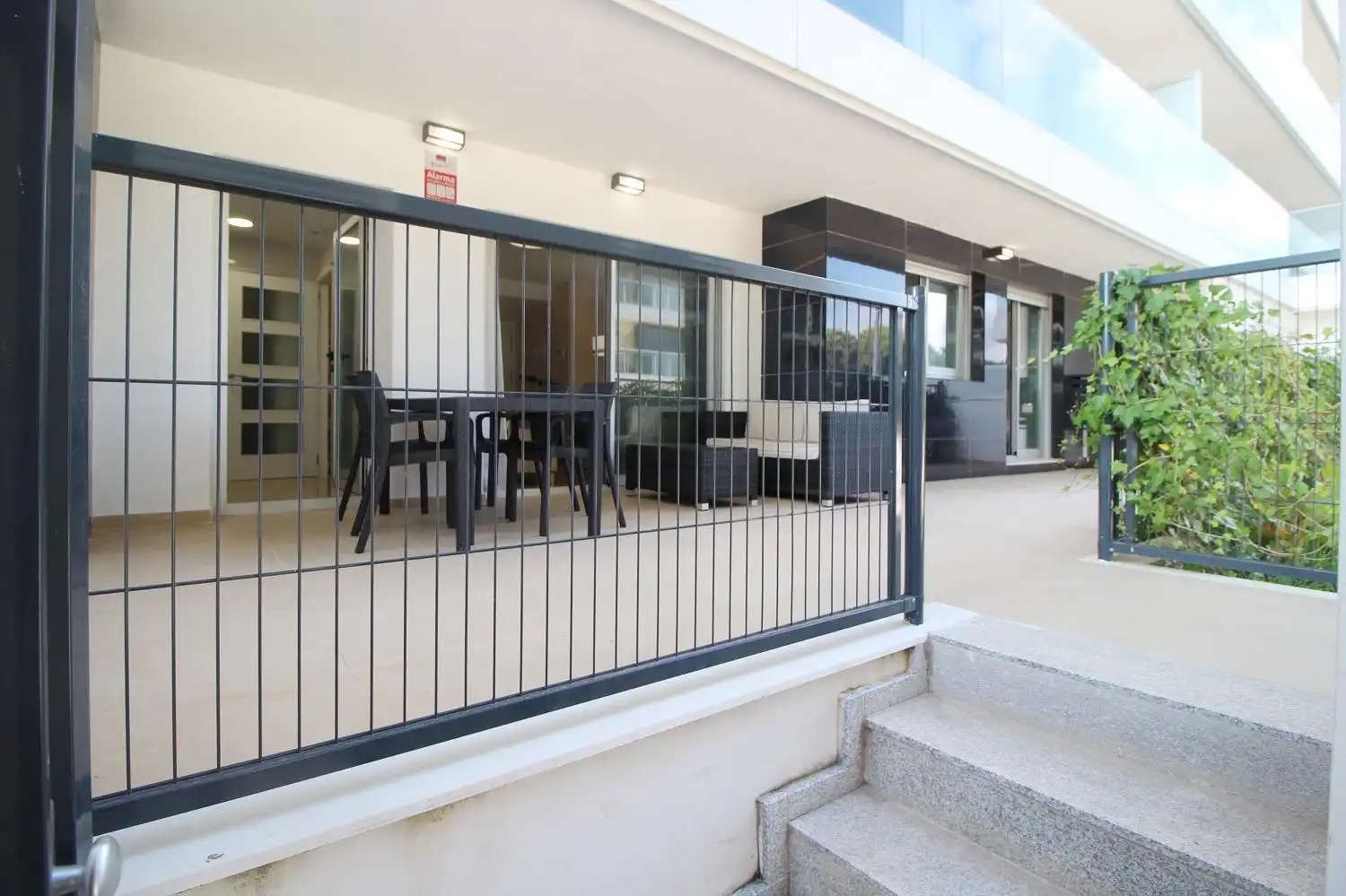 Terrasse von Wohnung zum Verkauf in Oropesa del Mar / Orpesa mit Klimaanlage, Privatgarten und Terrasse