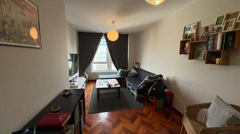 Foto 4 de Dúplex en venda a Praza de Galicia, Alto del Castaño, Narón