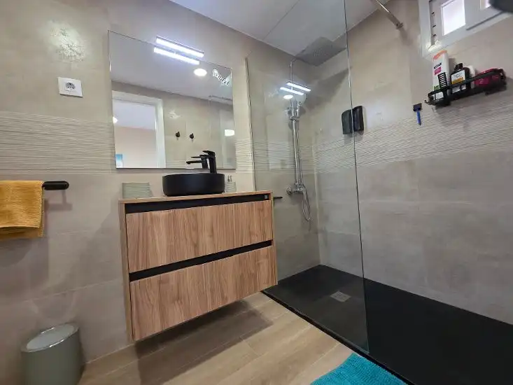 Bathroom of Flat for sale in La Manga del Mar Menor  with Furnished, Alarm and Community pool