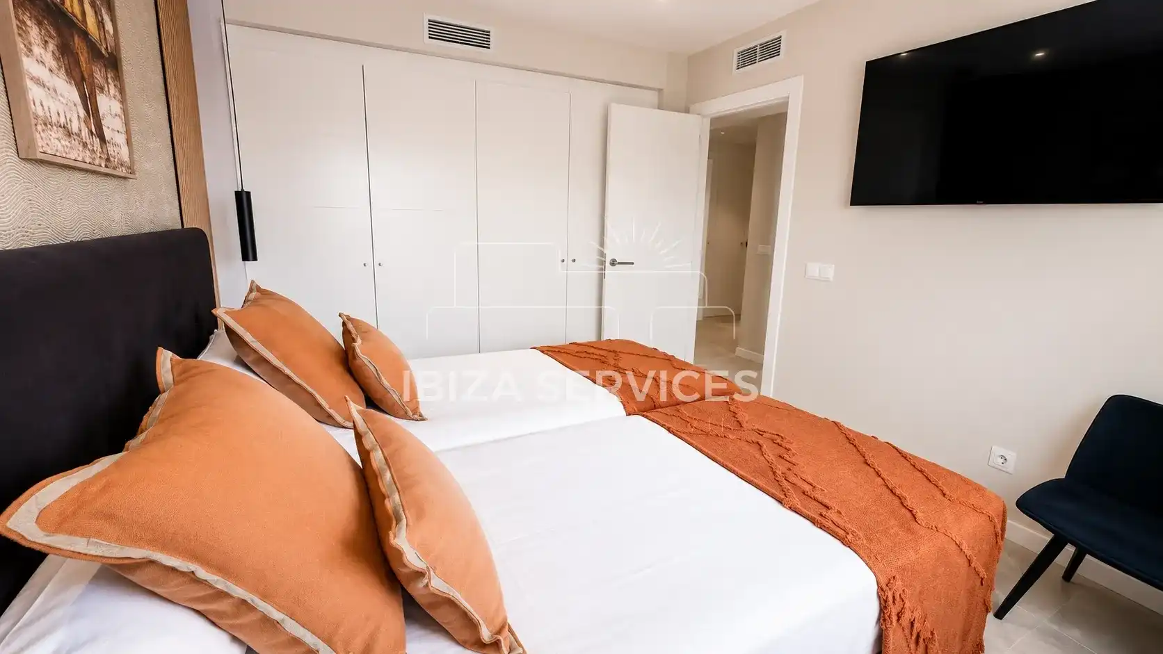 Bedroom of Flat for rent in Eivissa  with Air Conditioner, Private garden and Swimming Pool