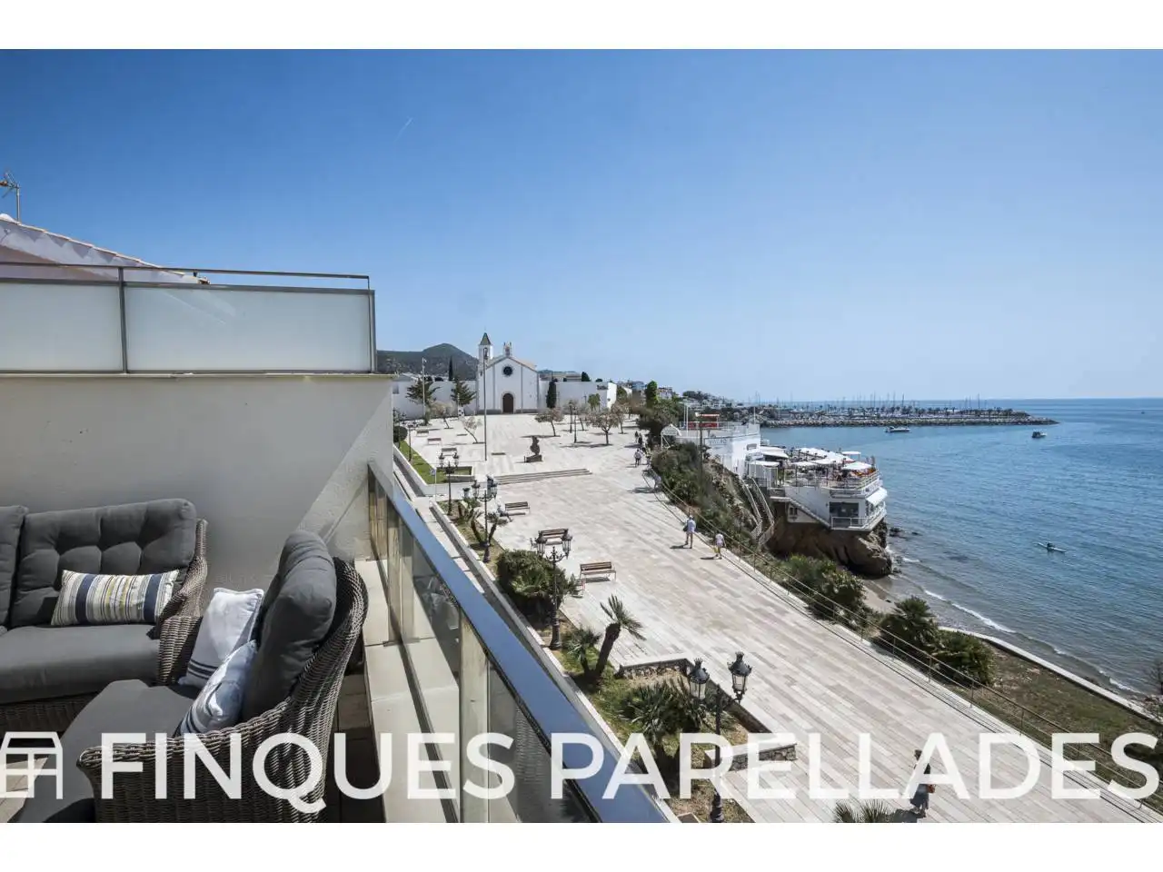 Terrace of Attic for sale in Sitges  with Air Conditioner, Heating and Parquet flooring