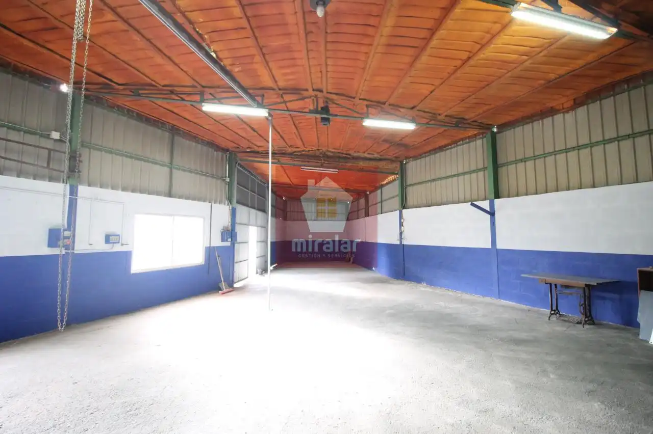 Fabrikhallen zur Miete in Ponteareas