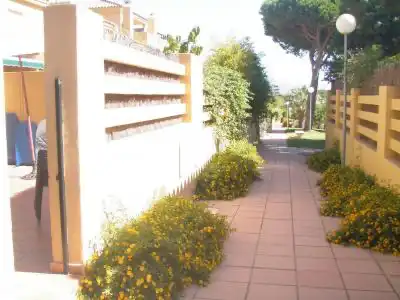 Jardí de Casa adosada en venda en El Puerto de Santa María amb Aire condicionat, Calefacció i Terrassa