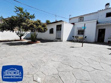 Casa en venda a Caballero Bonald - San José Obrero - Guadalcacín