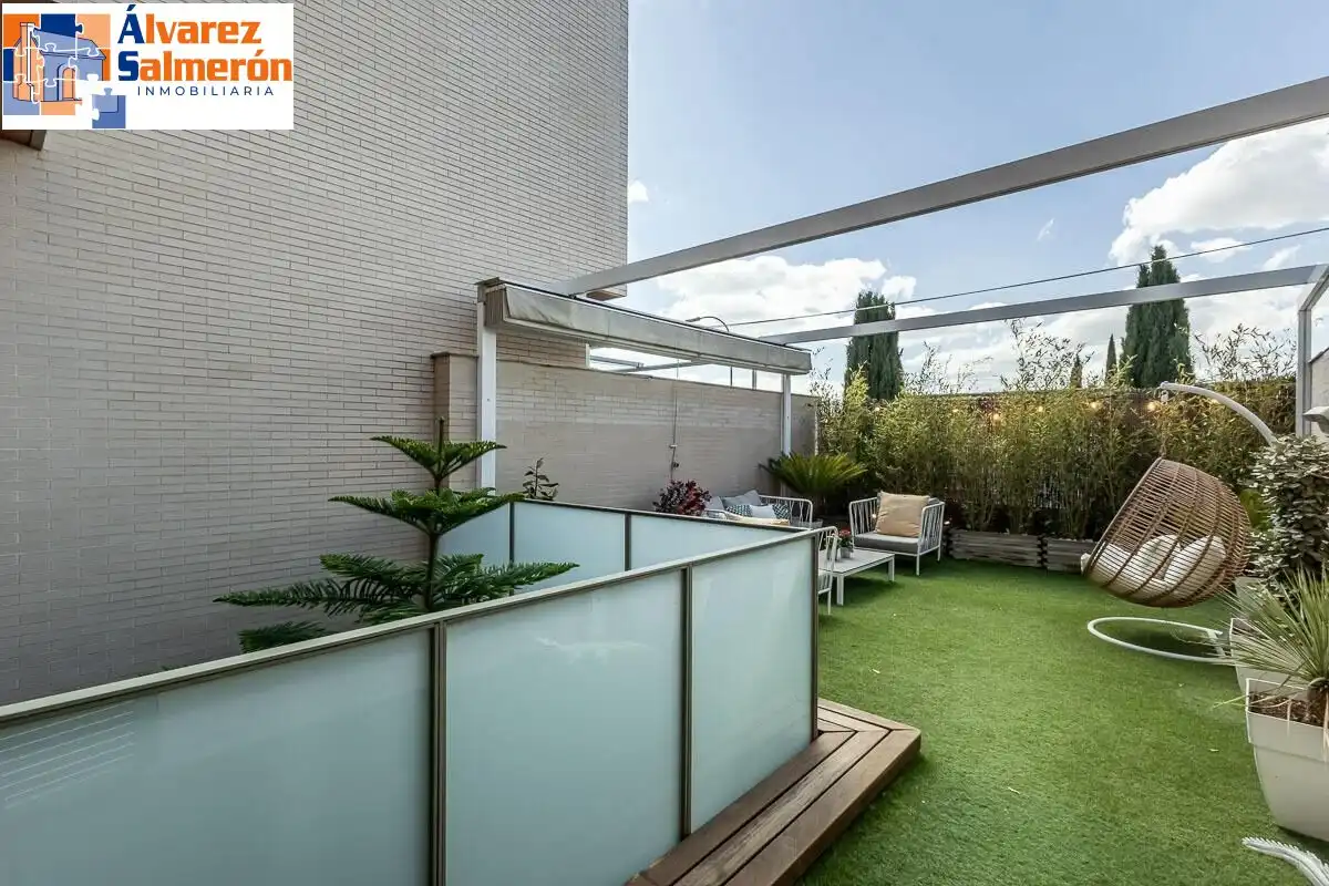 Terrace of Detached homes for sale in Granada