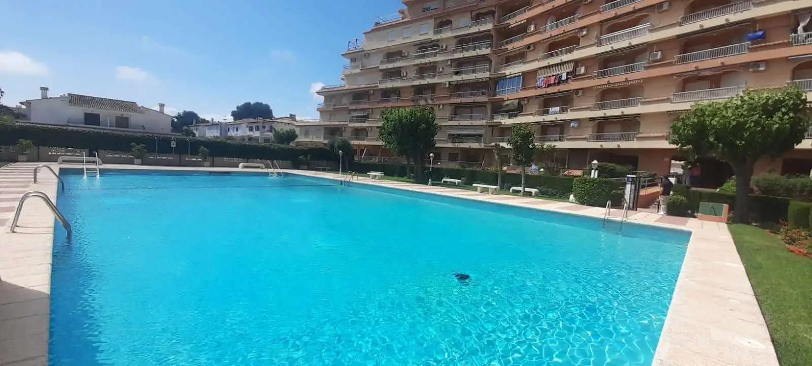 Apartament amb terrassa de lloguer a Calle CASTELLA-LLEO DE