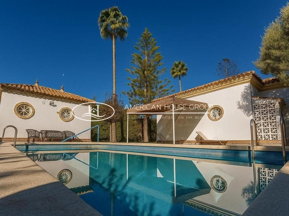 Piscina de Casa o xalet en venda en Chiclana de la Frontera