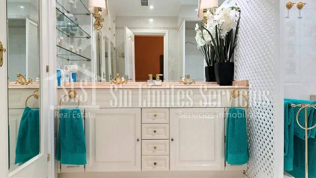 Casa-chalet en Venta en Parque Manuel de Vega - Carretera de Ugena