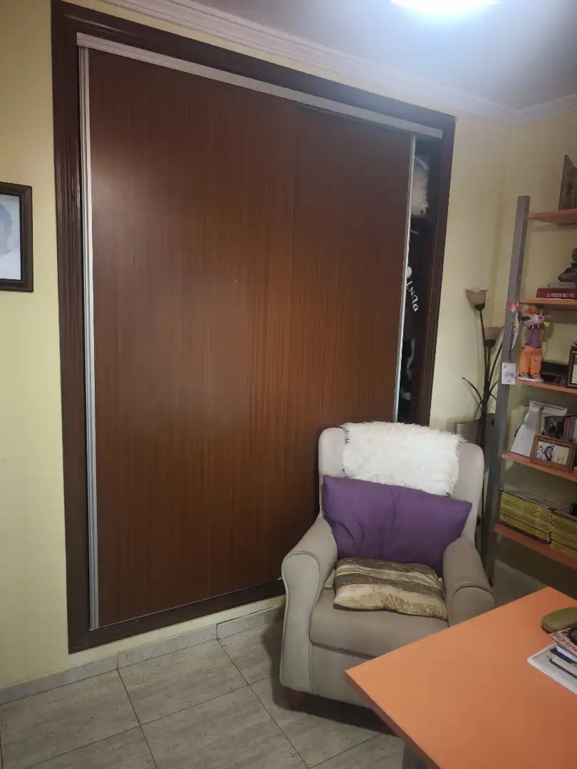 Habitación de Casa adosada en venta en Melilla con Aire acondicionado, Terraza y Trastero