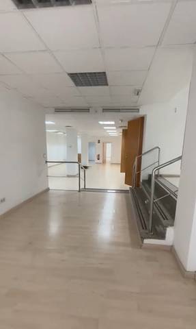 Local comercial en Alquiler en Avinguda Oscar Espla, 15 en Benalúa