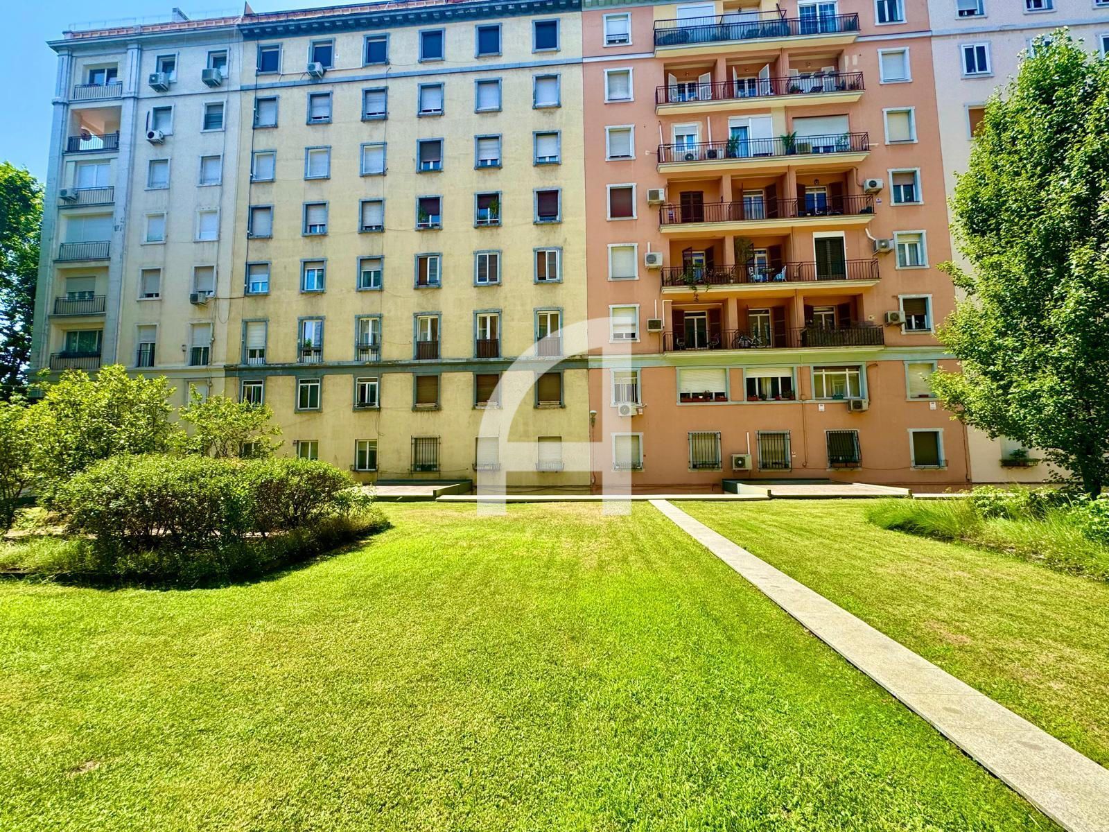 Exterior view of Box room to rent in  Madrid Capital